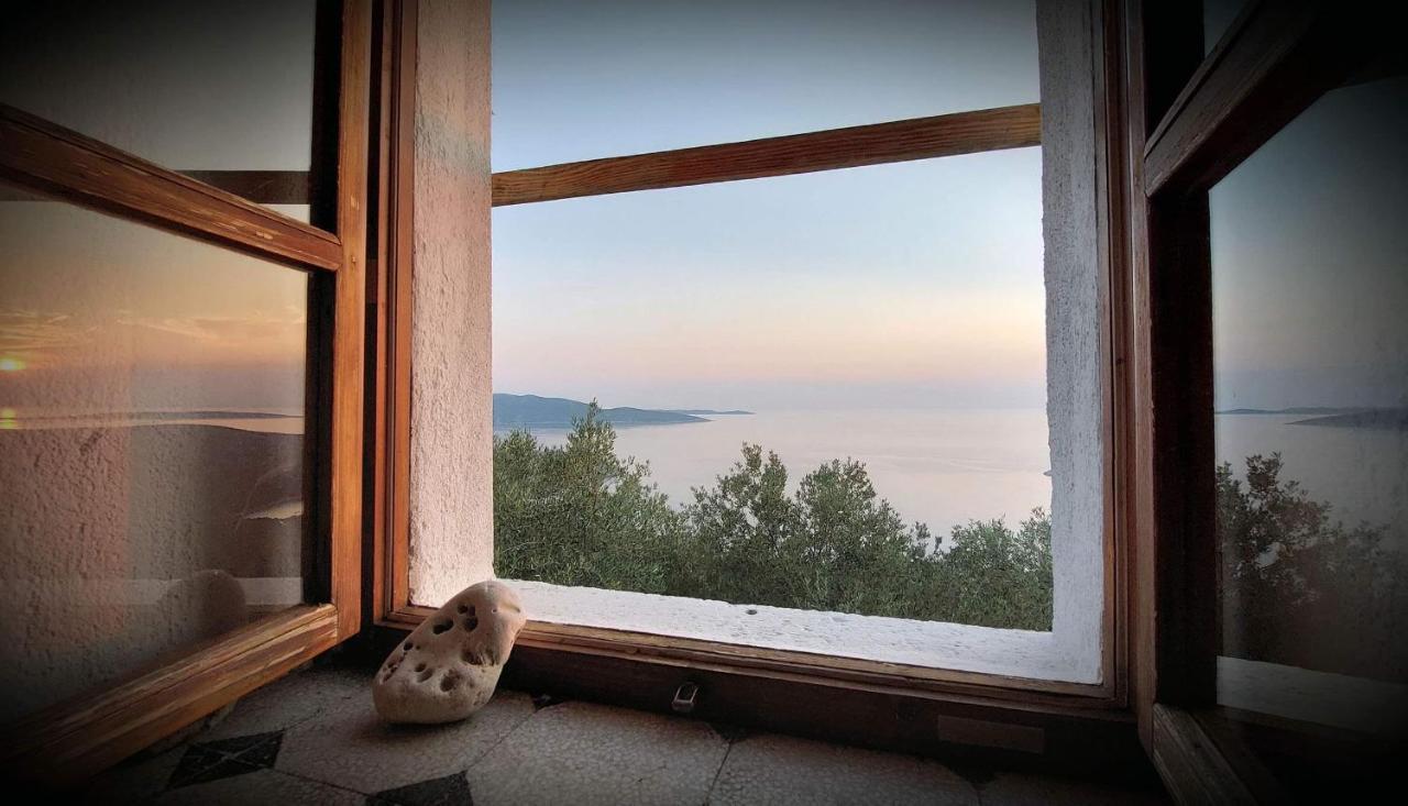 Ustrine View Villa Exterior photo